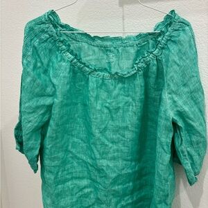 Flowy 100% linen top